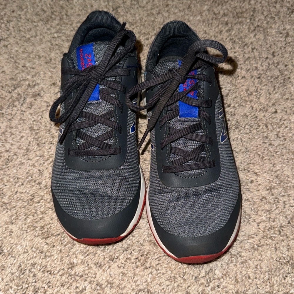 Boys new balance sneakers size 2